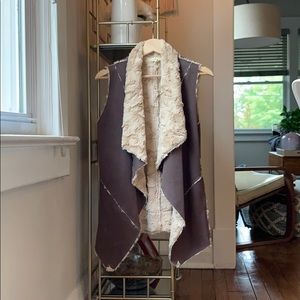 Onetheland Faux Fur Vest